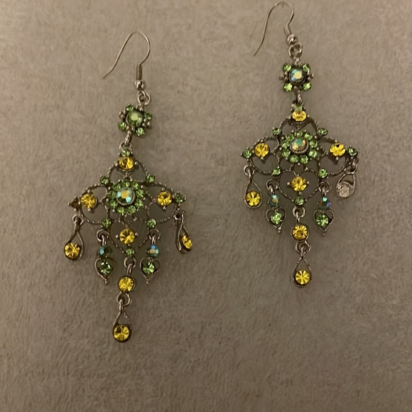 Crystal drop earrings - Picture 2 of 3